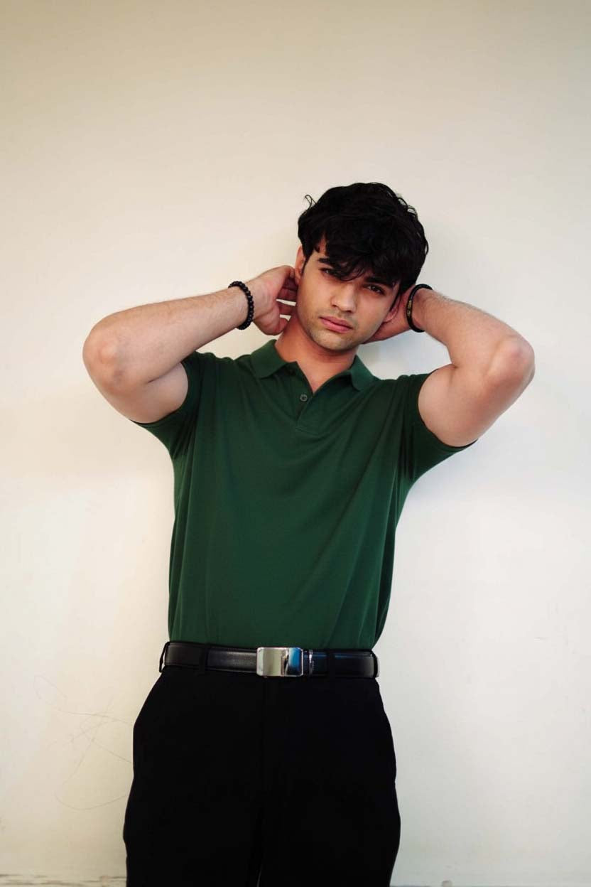 Men's Dark Green Polo T-Shirt - Regular Fit, Half Sleeve