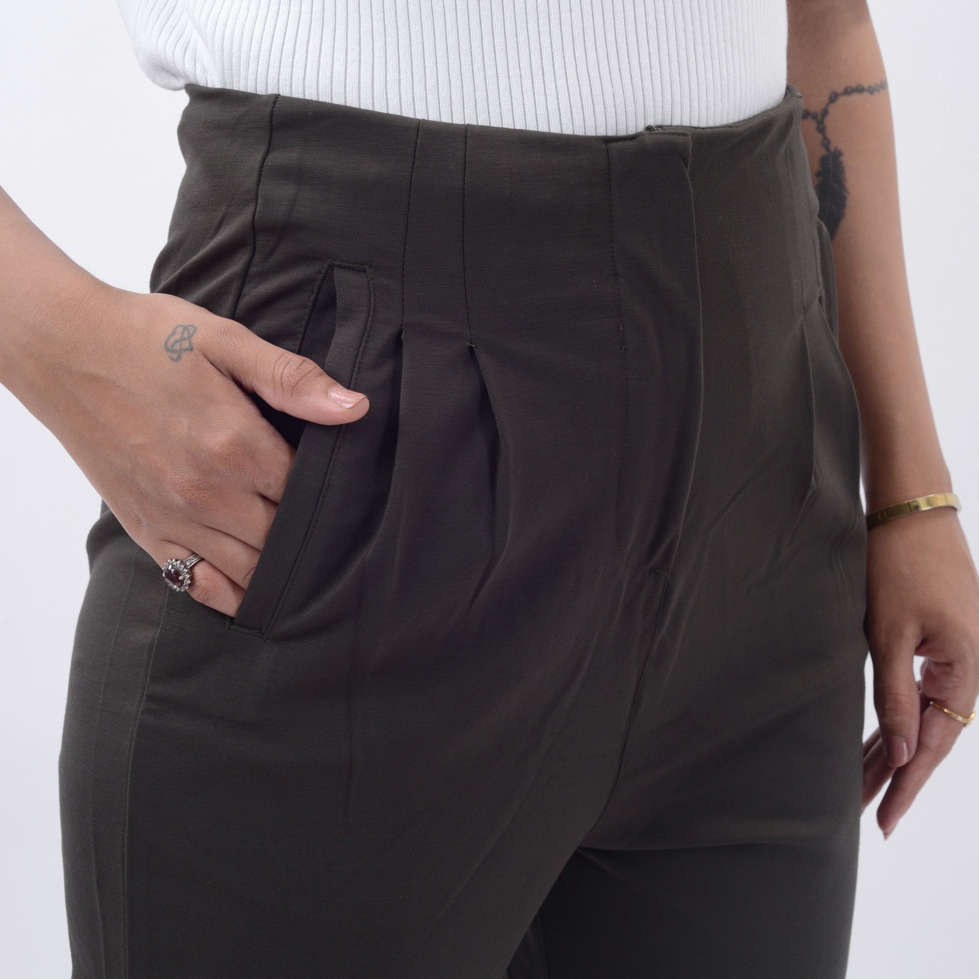 STRAIGHT FIT PLEATED TROUSERS WITH SPANDEX WFB1002
