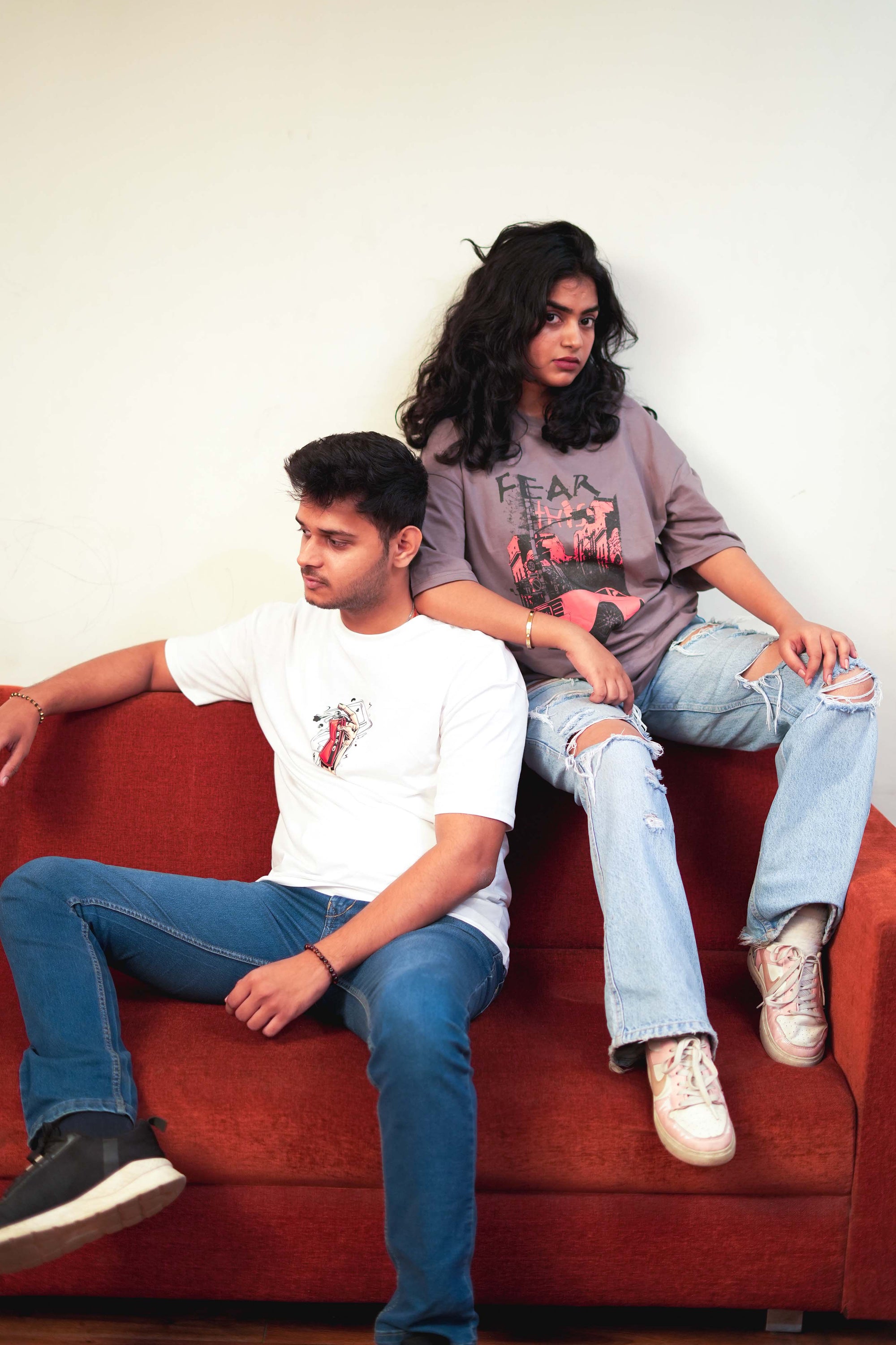 Unisex Effortless Street Vibes: Oversized Tee
