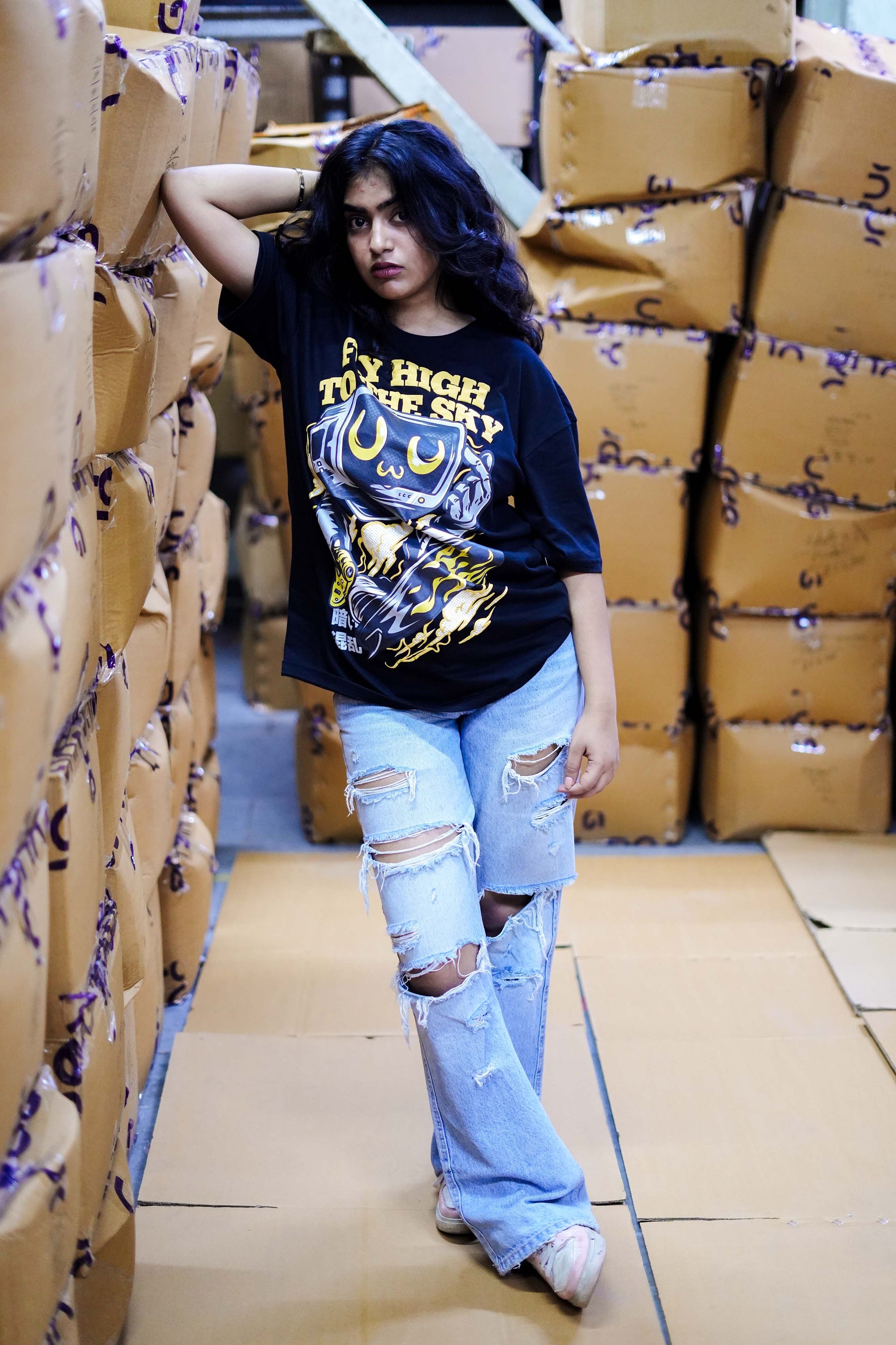 Women's Black 'Fly High to the Sky' Graphic Oversized T-Shirt