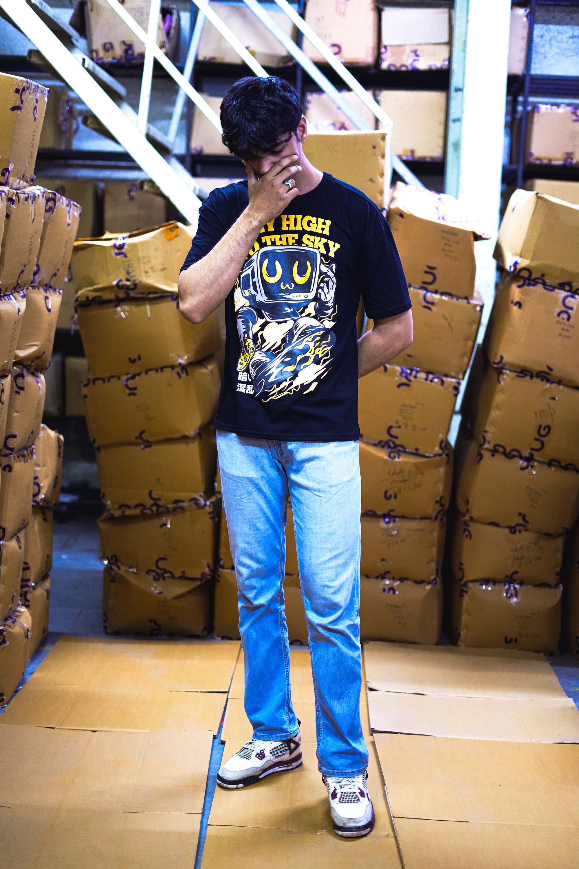 Men's Black 'Fly High to the Sky' Graphic Oversized T-Shirt