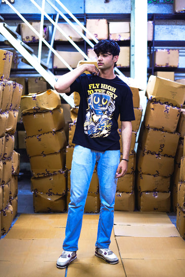 Men's Black 'Fly High to the Sky' Graphic Oversized T-Shirt