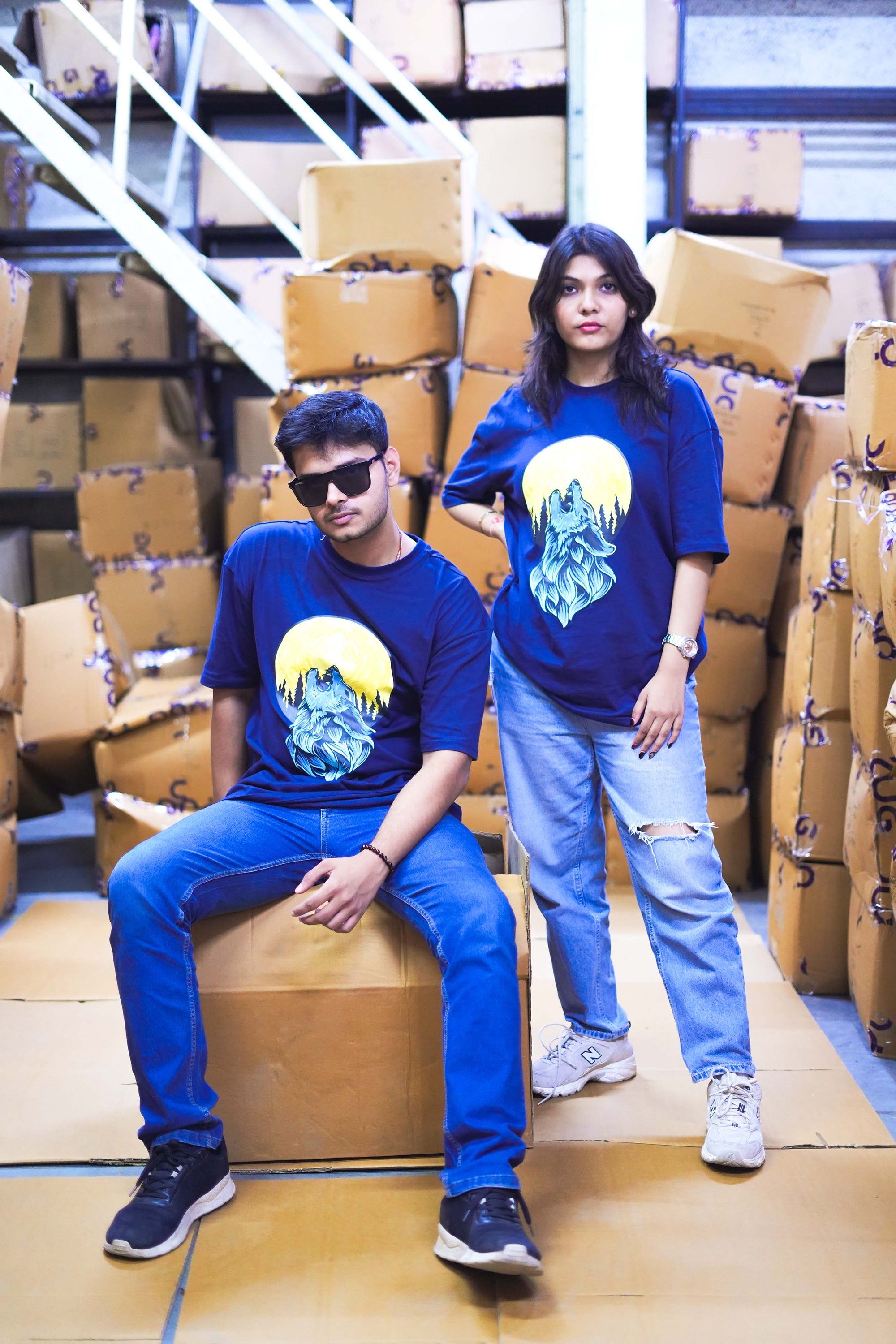 Unisex Navy Blue 'Howling Wolf & Full Moon' Graphic Back Print T-Shirt