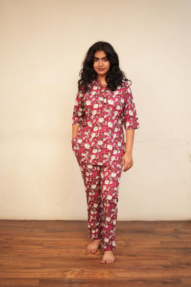 Women's Blue Floral Print Kurti with Straight pajama Co-Ord Set