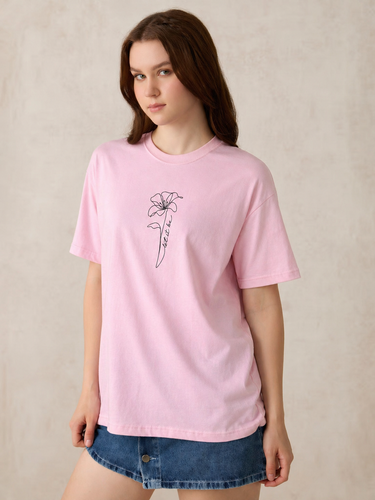 Women’s Baby Pink Floral Graphic Printed Cotton T-Shirt | Casual Oversized Round Neck Tee