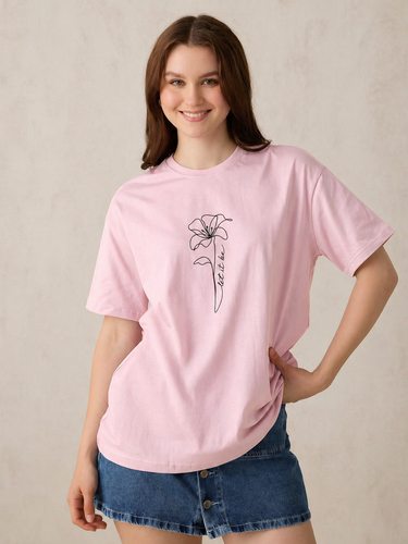 Women’s Baby Pink Floral Graphic Printed Cotton T-Shirt | Casual Oversized Round Neck Tee