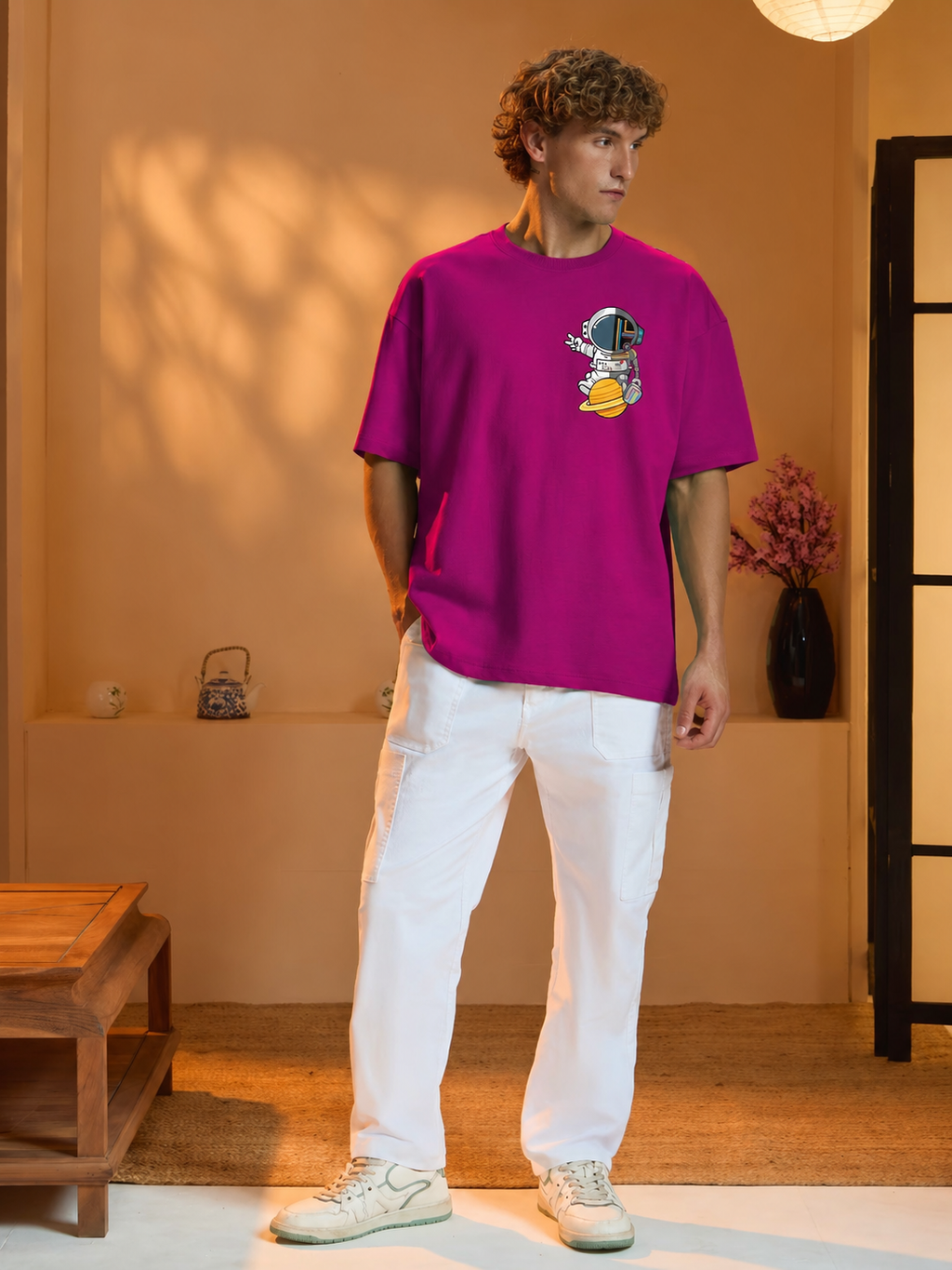 Astronaut Saturn Men's Oversized Tee – Cosmic Purple