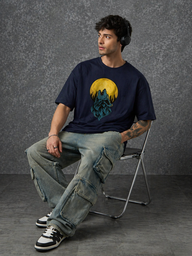 Men's Dark Blue 'Howling Wolf & Full Moon' Graphic Back Print T-Shirt