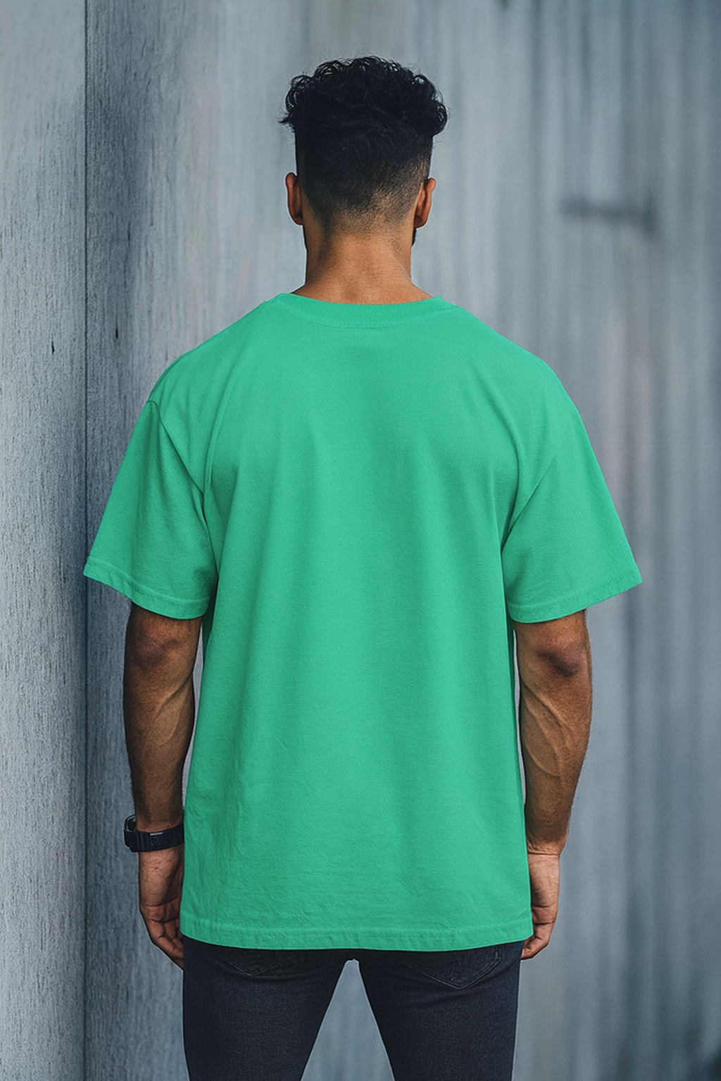 Men’s Oversized Graphic T-Shirt – “Ride the Wave” Surfer Print