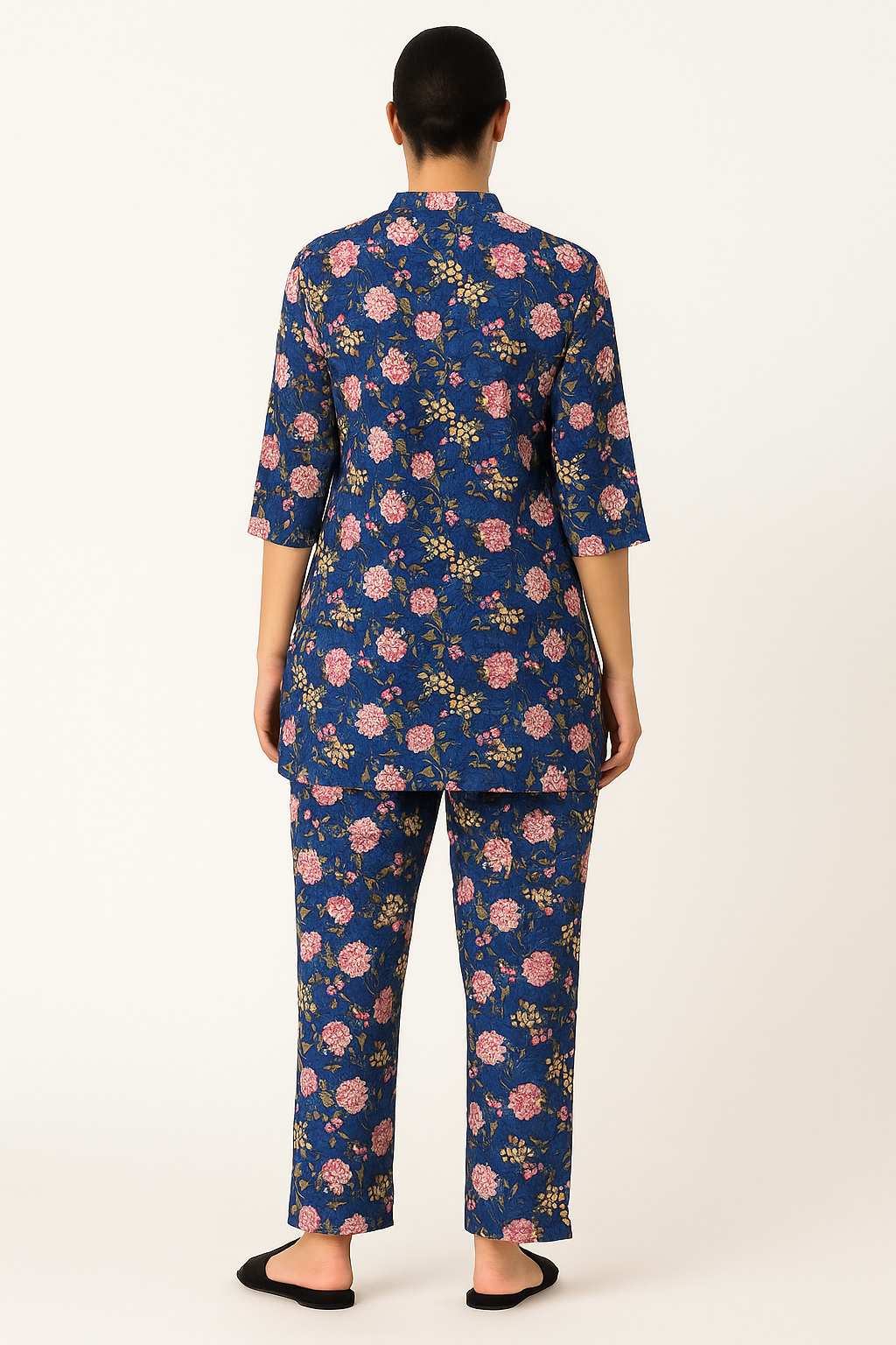 Women's Blue Floral Print Kurti with Straight pajama Co-Ord Set