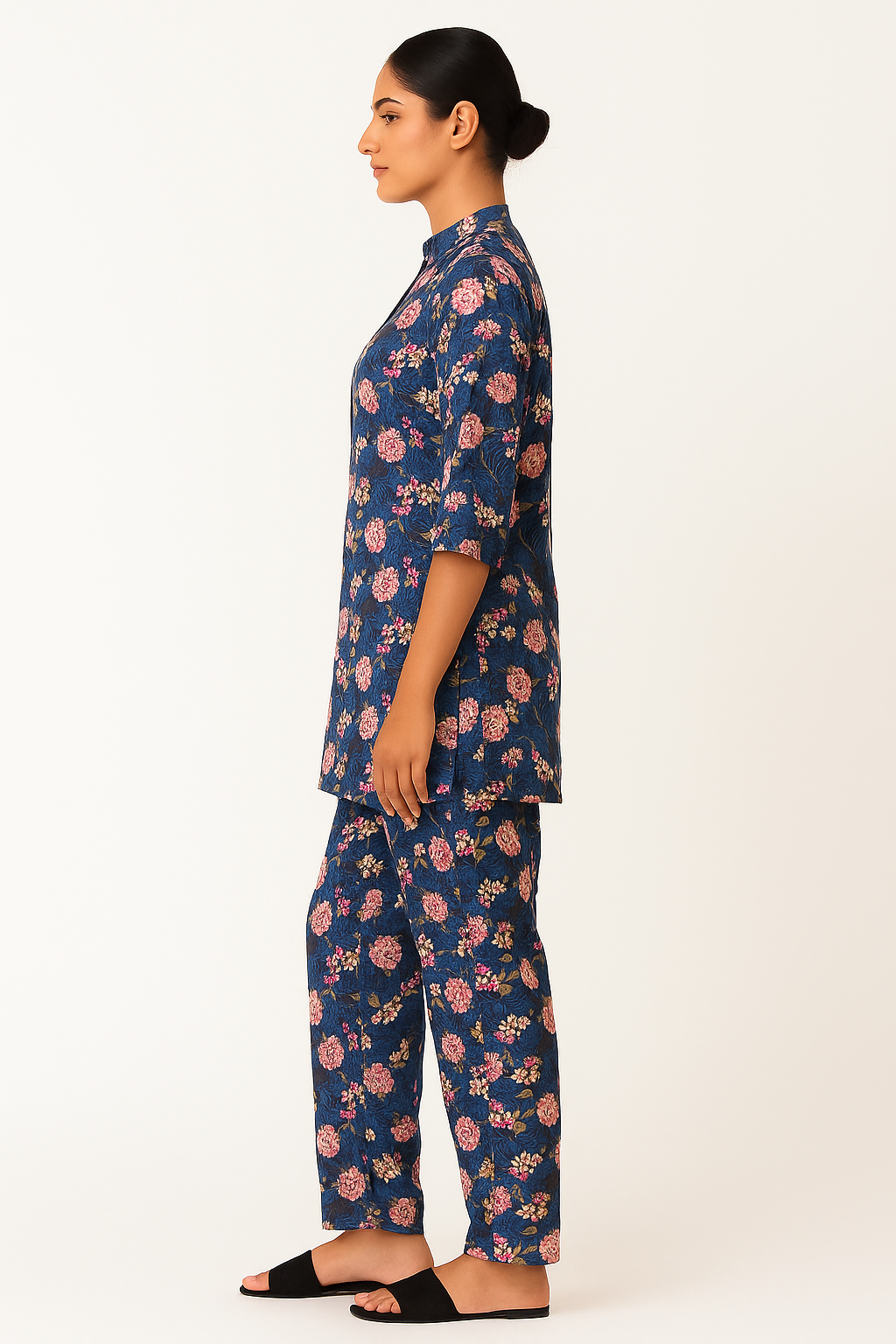 Women's Blue Floral Print Kurti with Straight pajama Co-Ord Set