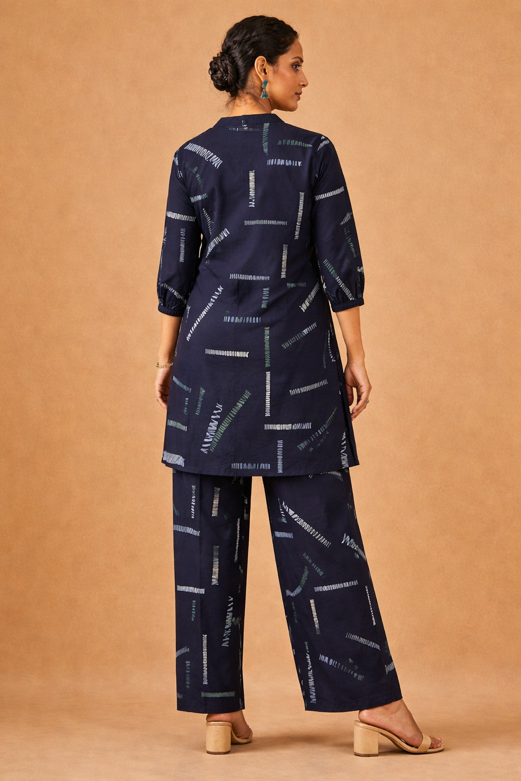 Women’s Abstract Printed Shirt Kurta & Straight Pants Co-Ord Set
