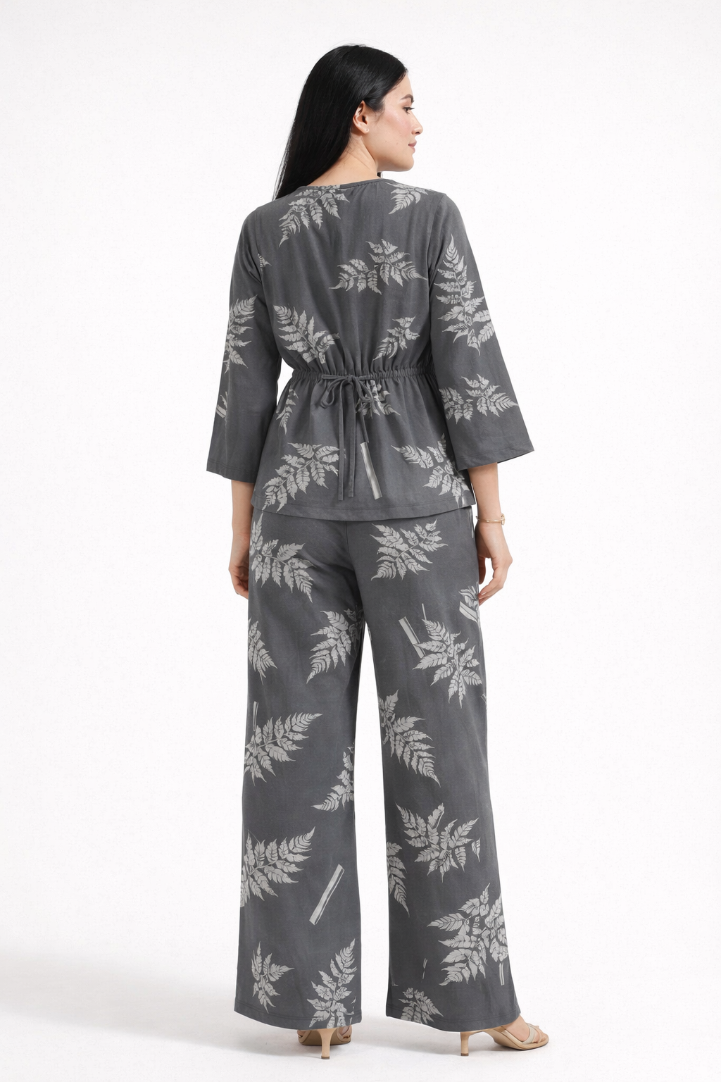 Women’s Printed Co-Ord Set with Tie-Up Neck & Relaxed Fit Pants