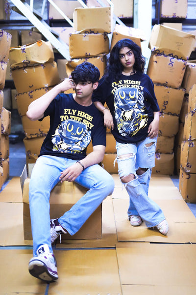 Unisex Black 'Fly High to the Sky' Graphic Oversized T-Shirt