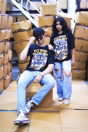 Unisex Black 'Fly High to the Sky' Graphic Oversized T-Shirt