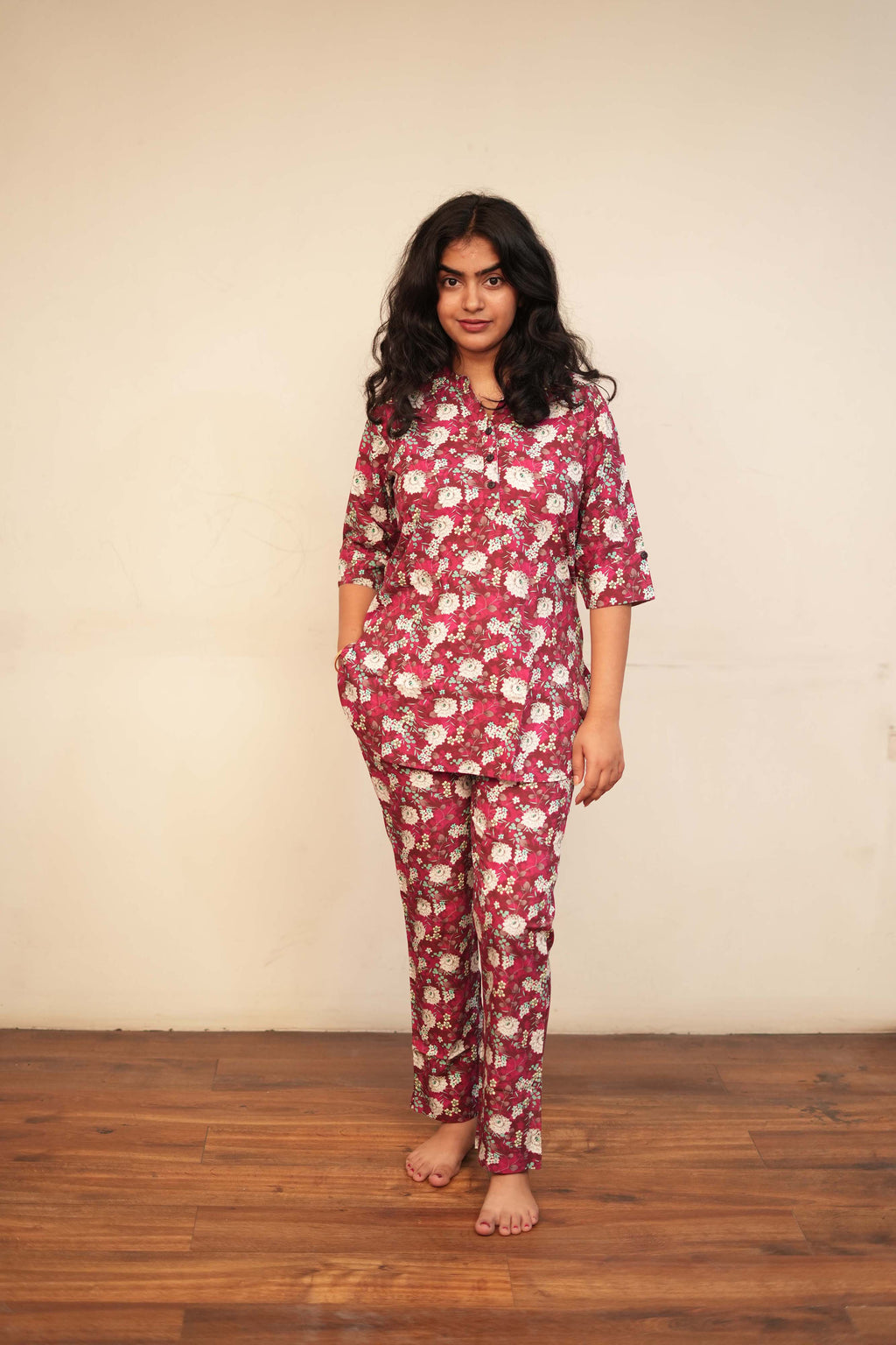Women's Blue Floral Print Kurti with Straight pajama Co-Ord Set