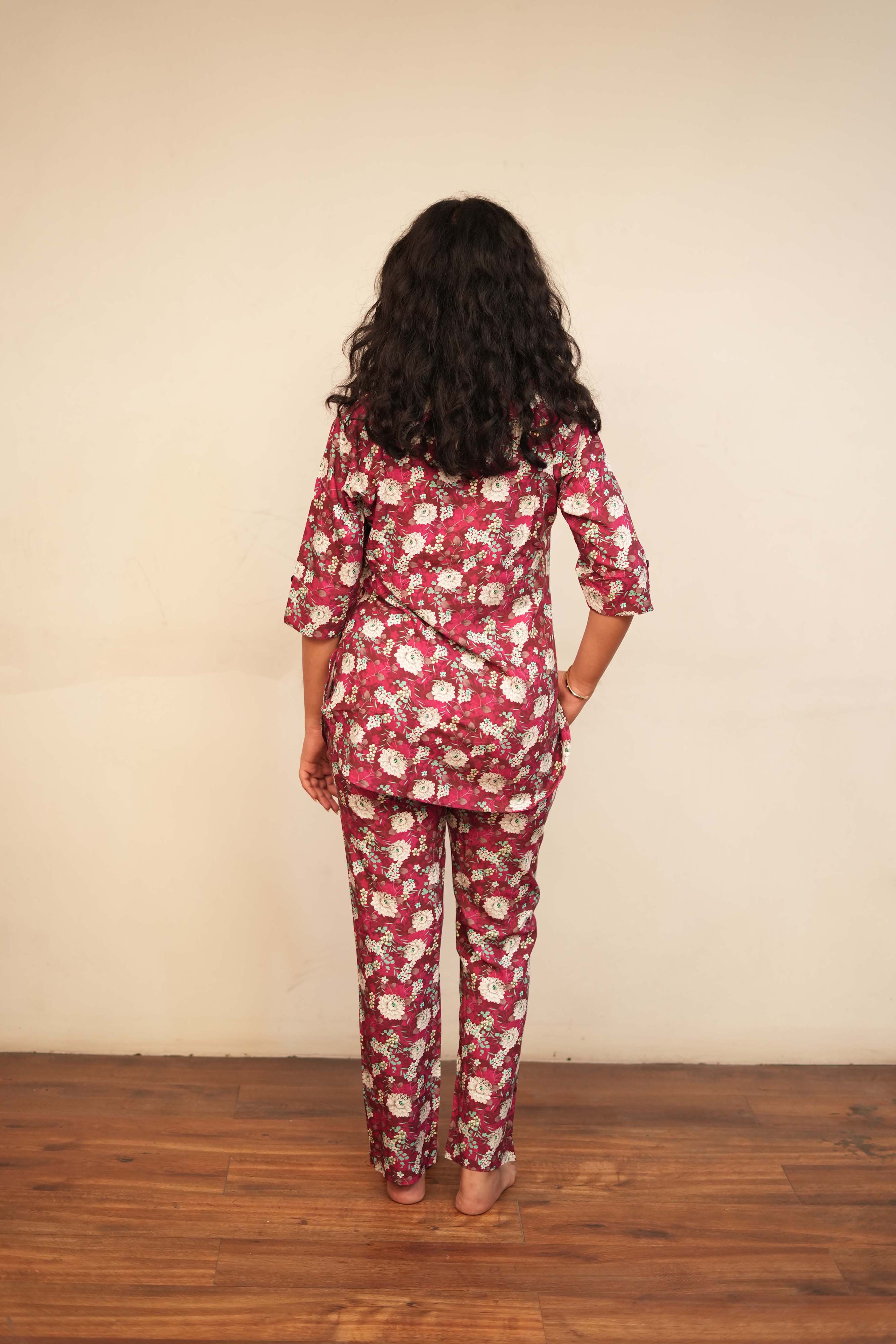 Women's Blue Floral Print Kurti with Straight pajama Co-Ord Set