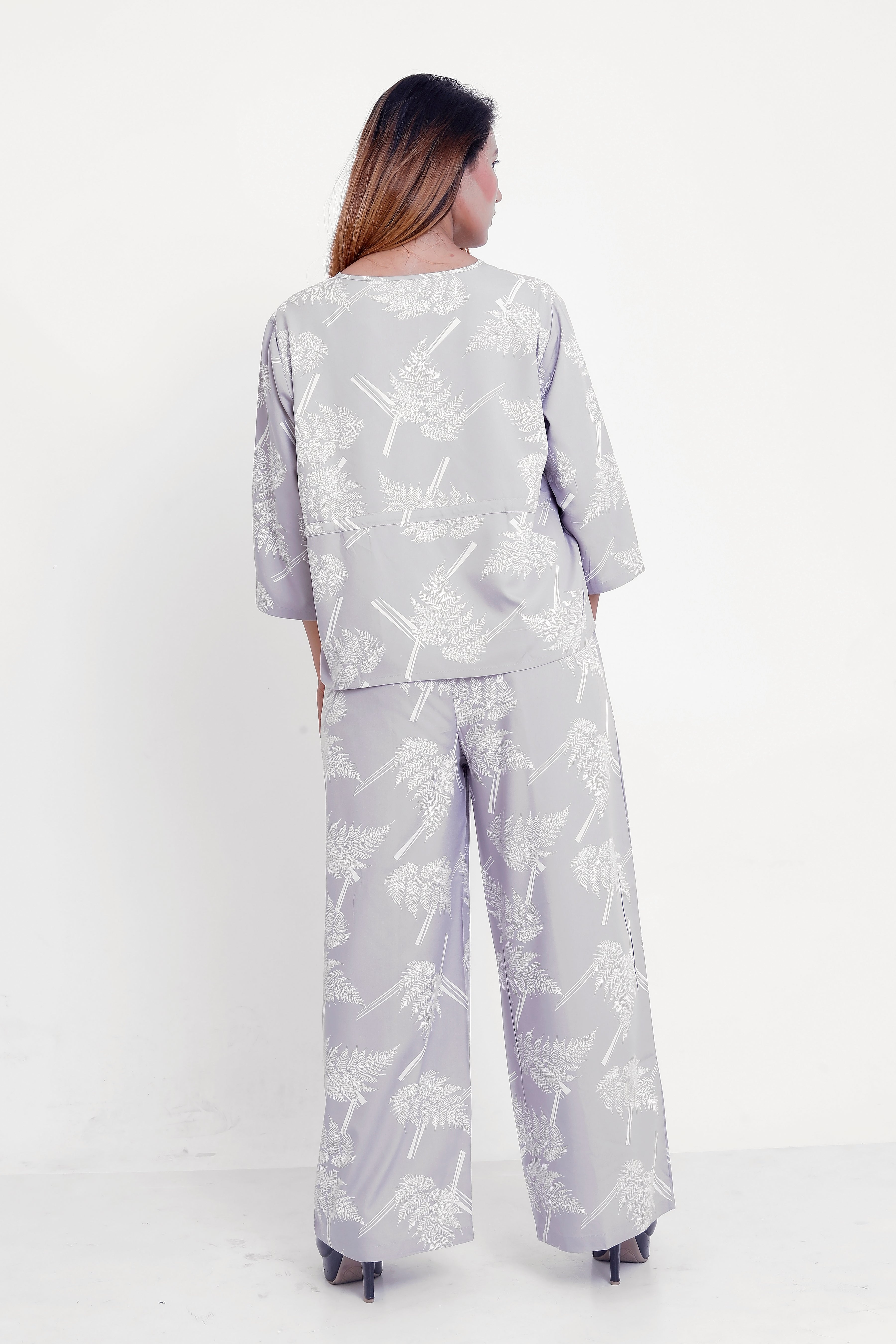 GroHood Mist Grey Fern Co-ord Set – Relaxed Top & Wide-Leg Pants