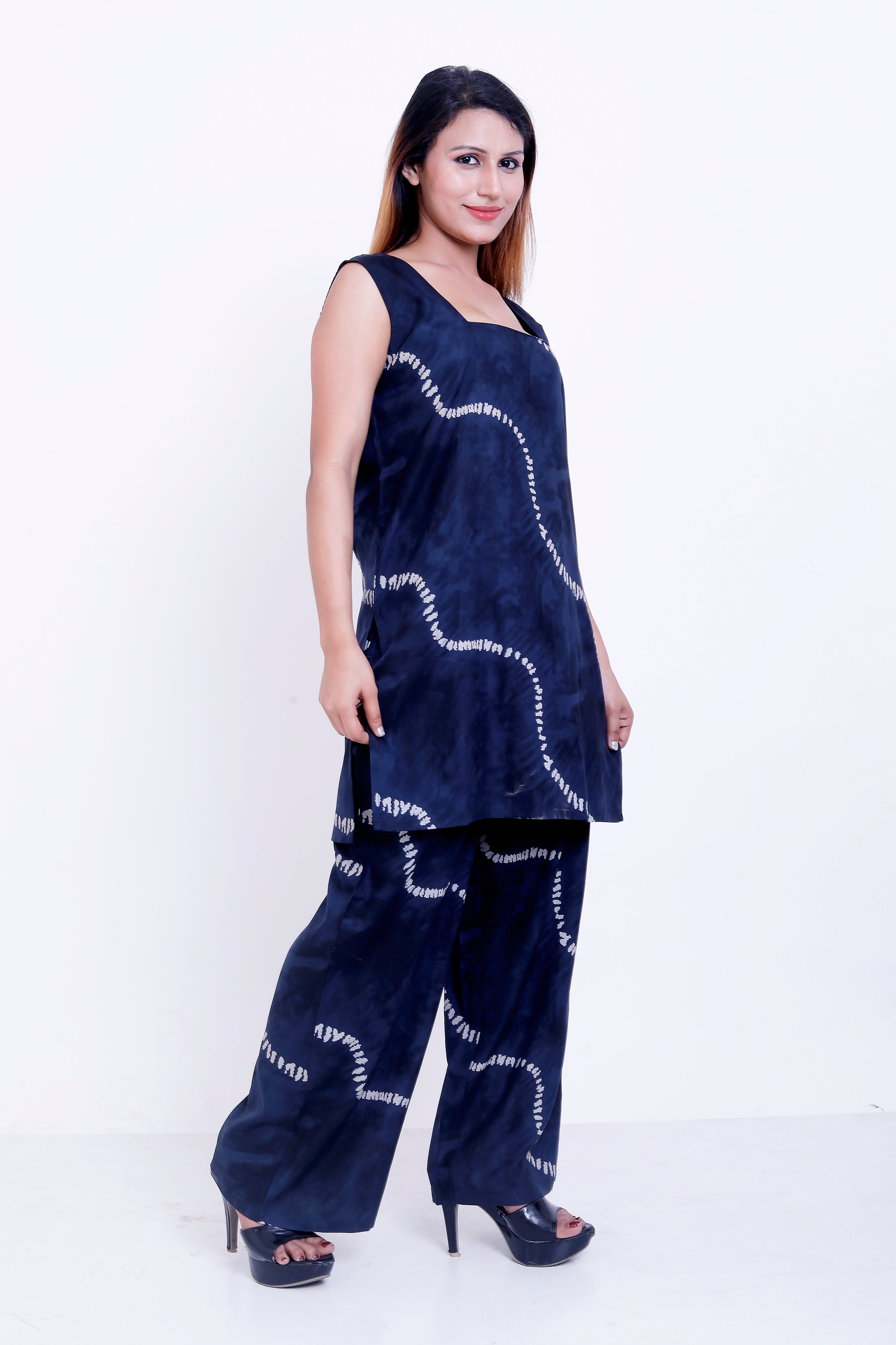 GroHood Indigo Drift Co-ord Set – Sleeveless Tie-Dye Tunic & Wide-Leg Pants
