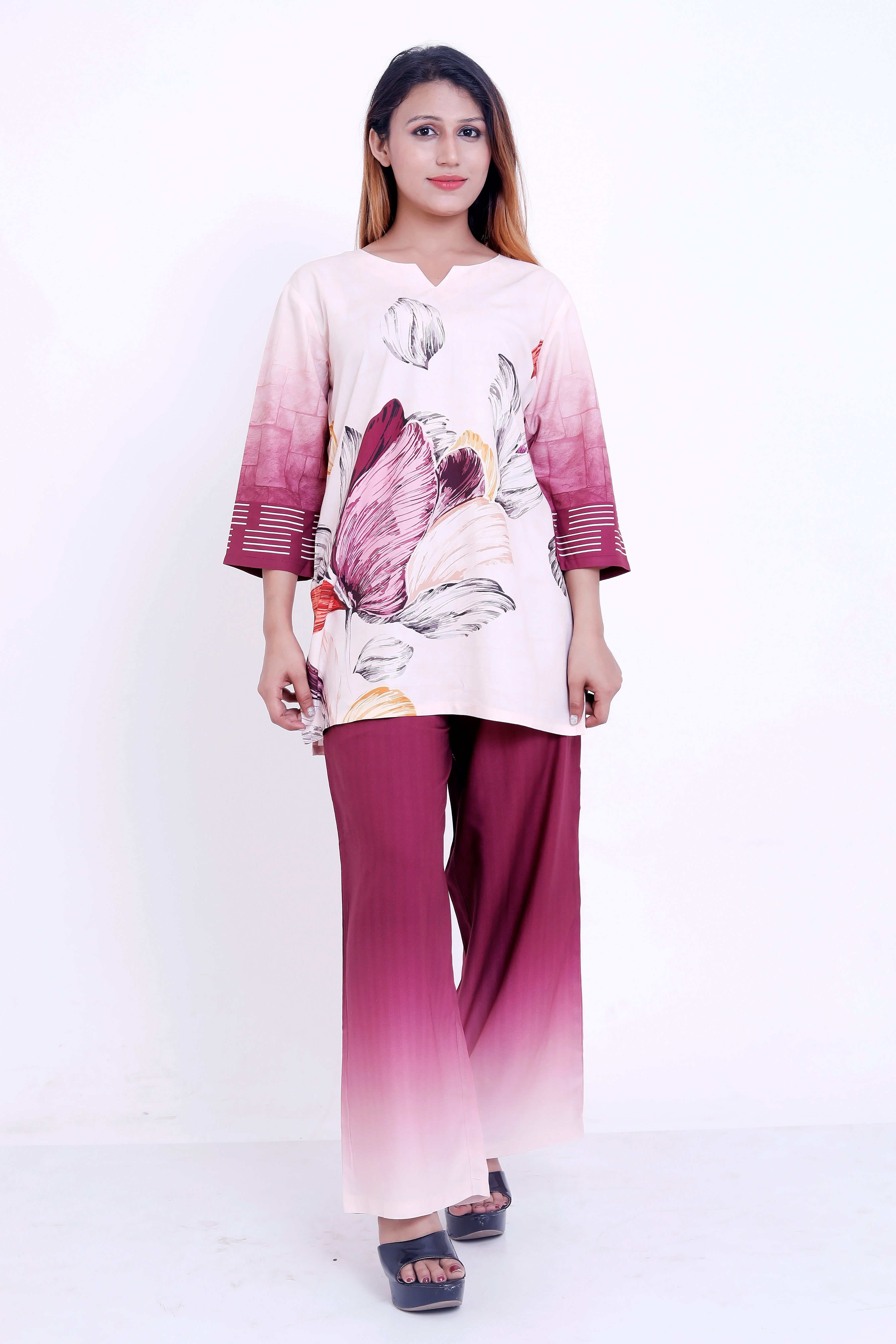 Women Pink Floral Printed Kurti with Ombre Palazzo Co-ord Set