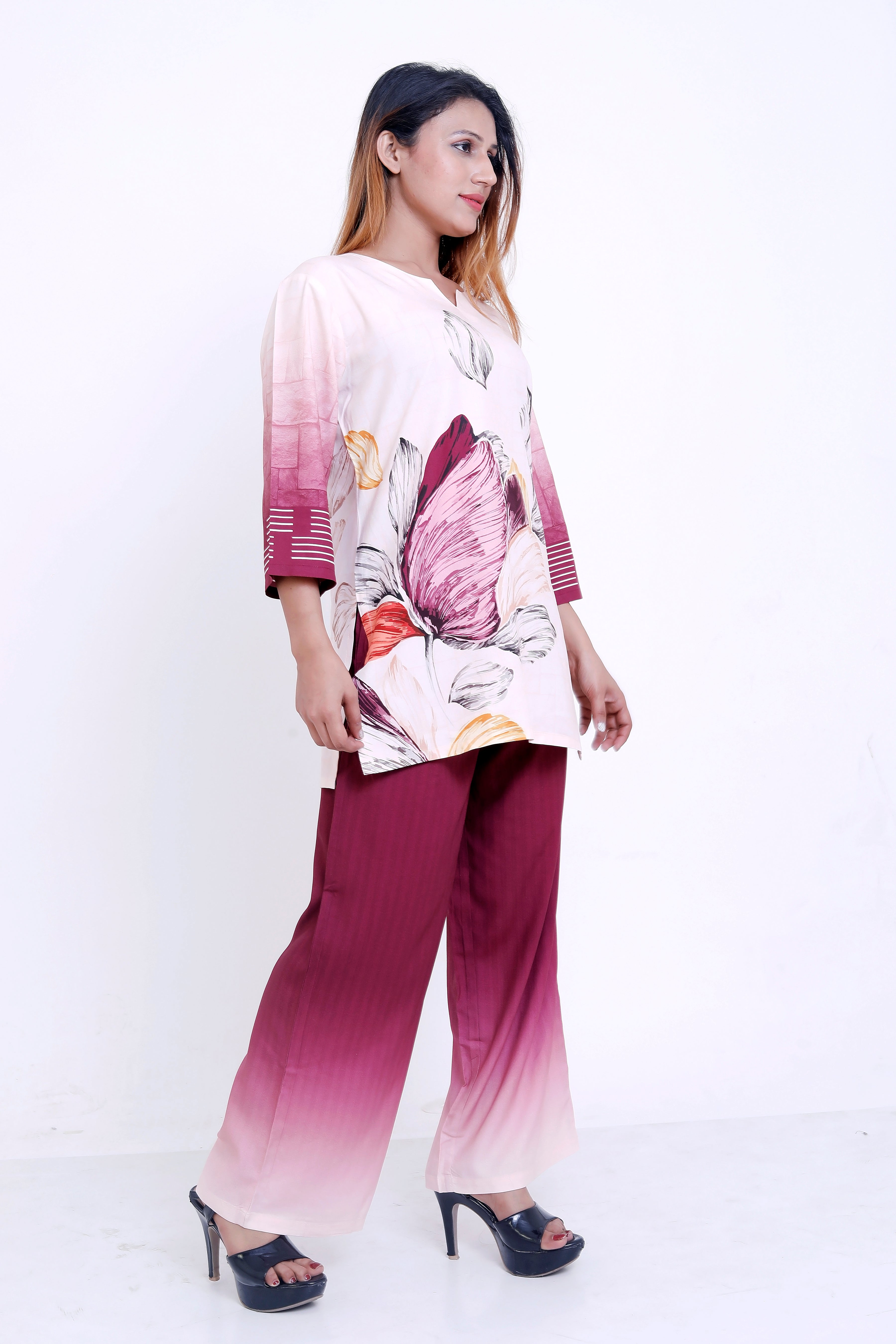 Women Pink Floral Printed Kurti with Ombre Palazzo Co-ord Set