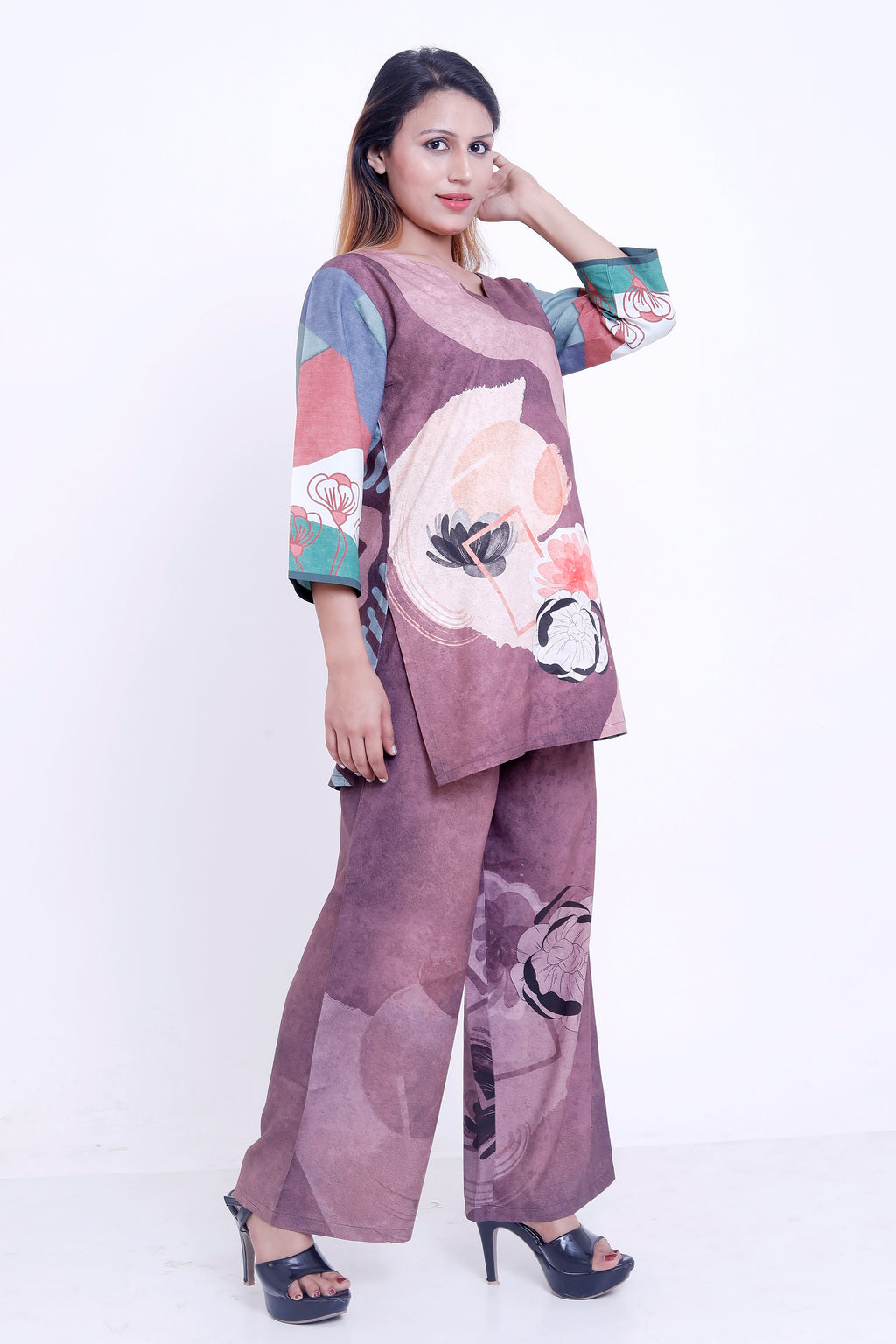 Women Mauve Abstract Floral Printed Kurti with Palazzo Co-ord Set