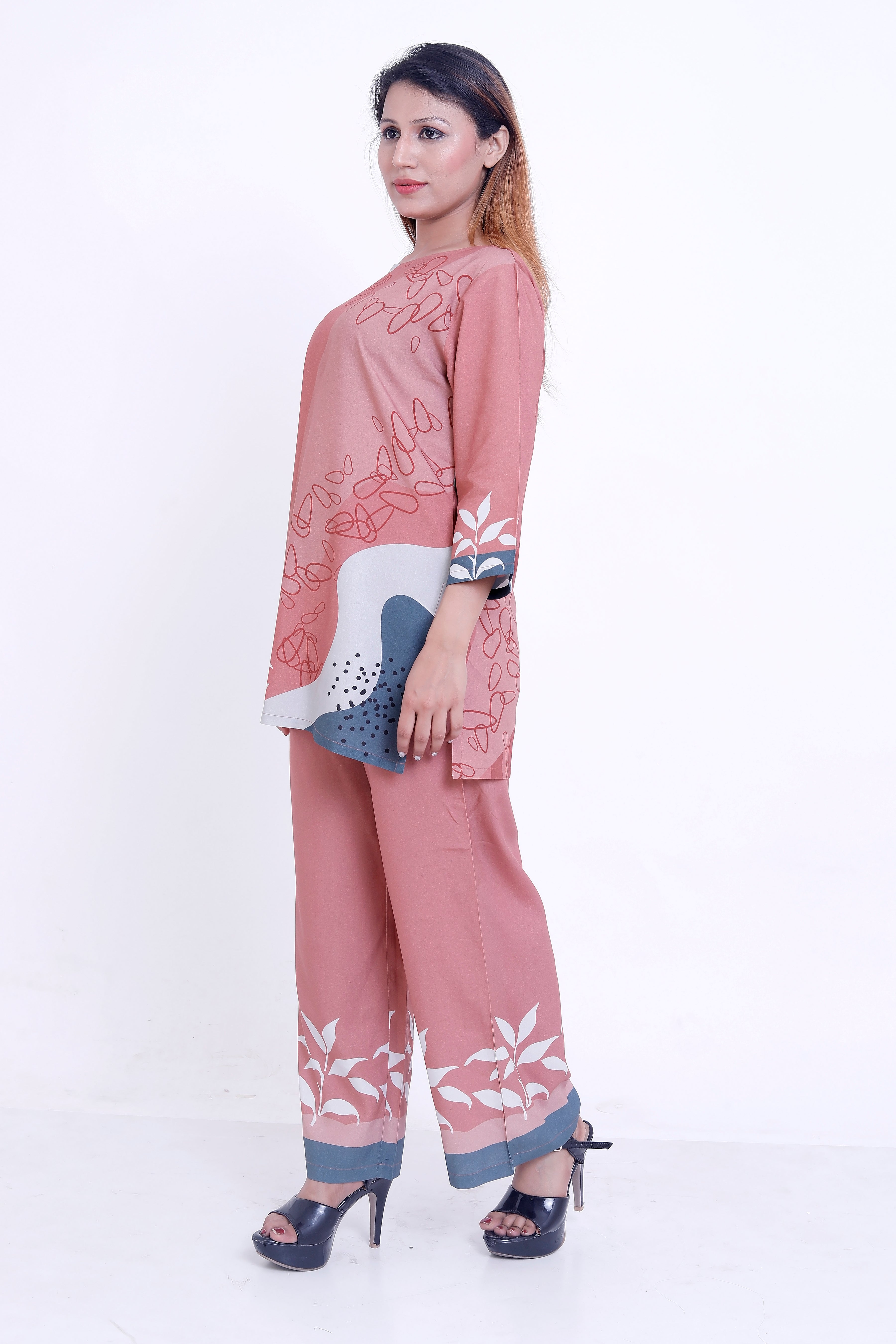 Women Peach Abstract Printed Kurti with Palazzo Co-ord Set