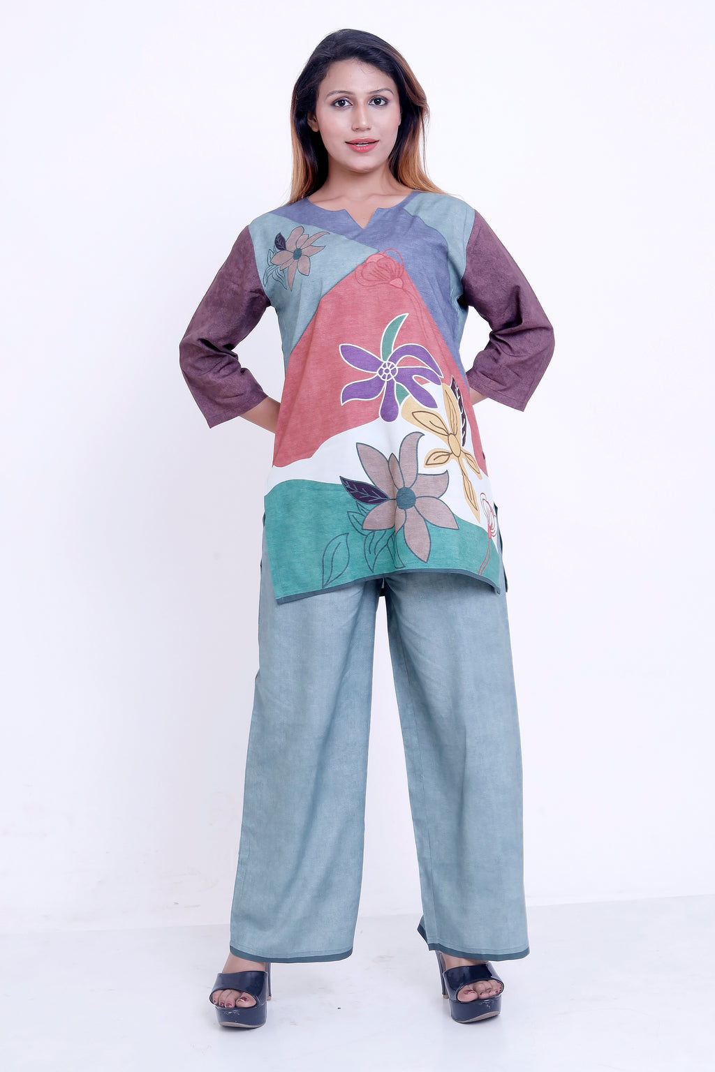 Women Multicolor Floral Printed Kurti with Solid Palazzo Co-ord Set